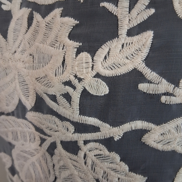 ERIN by Erin Fetherston Black  and Cream Floral Midi Dress Size 8 - Picture 5 of 11